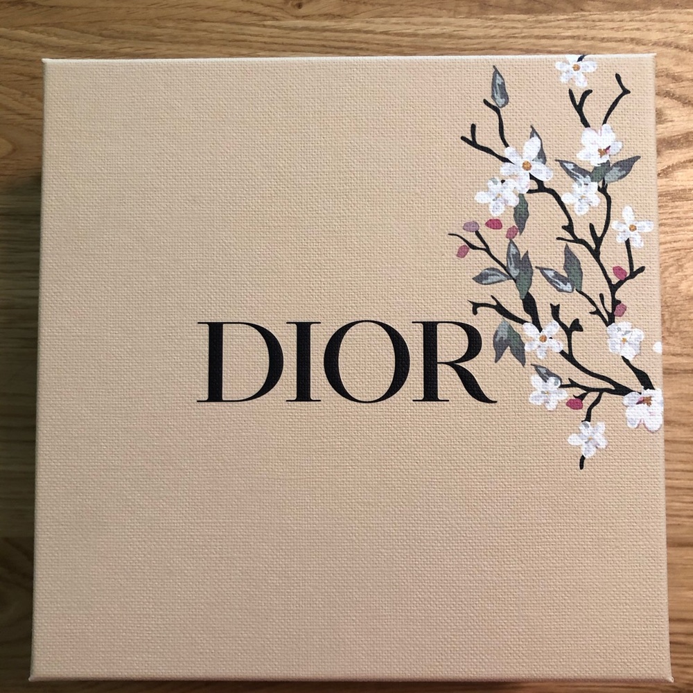 Dior gift box
